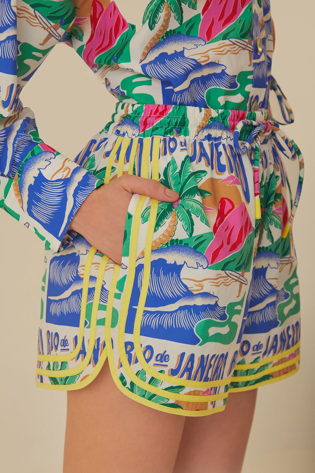 Off-White Carioca Posters Shorts