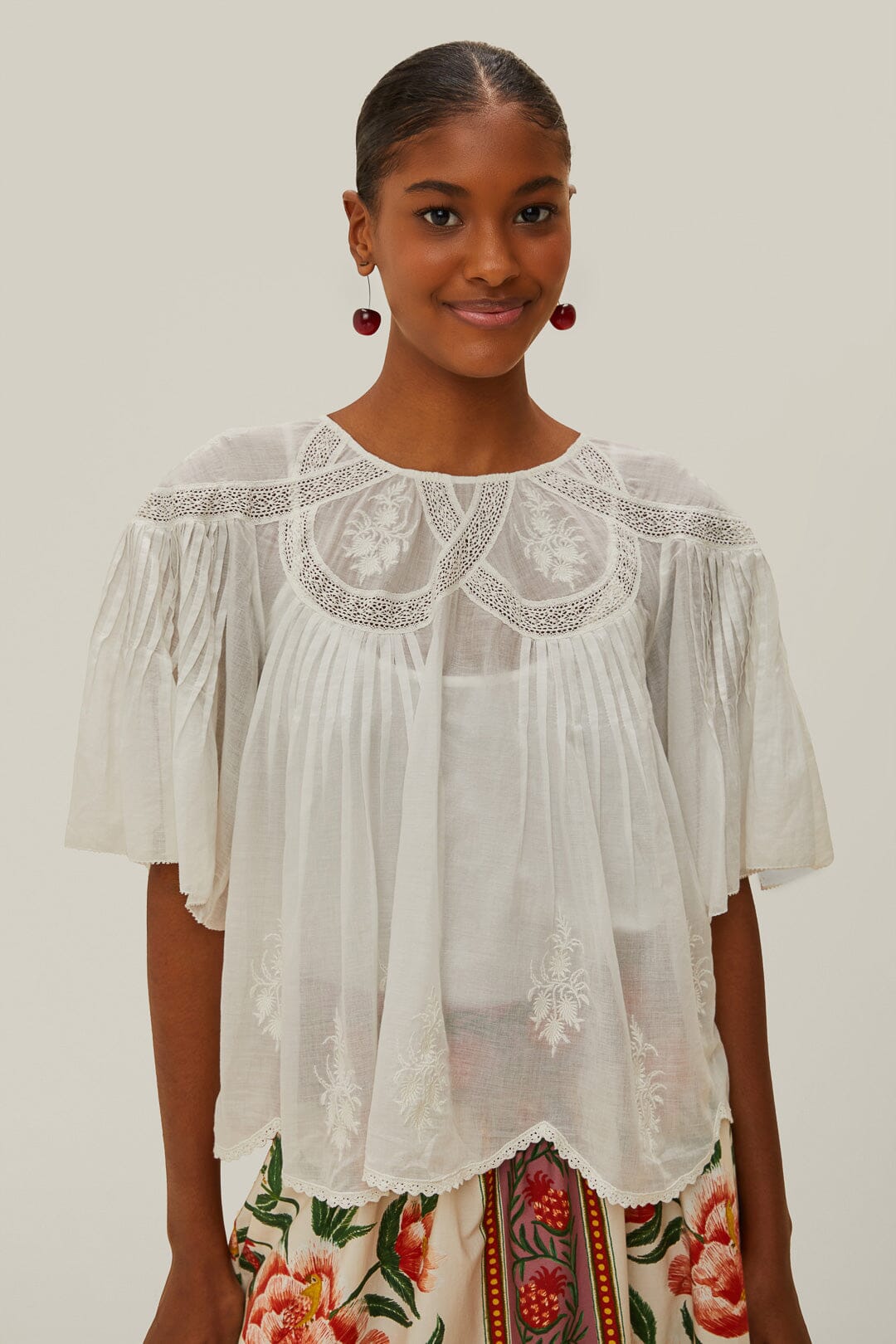Embroidered Short Sleeve Blouse