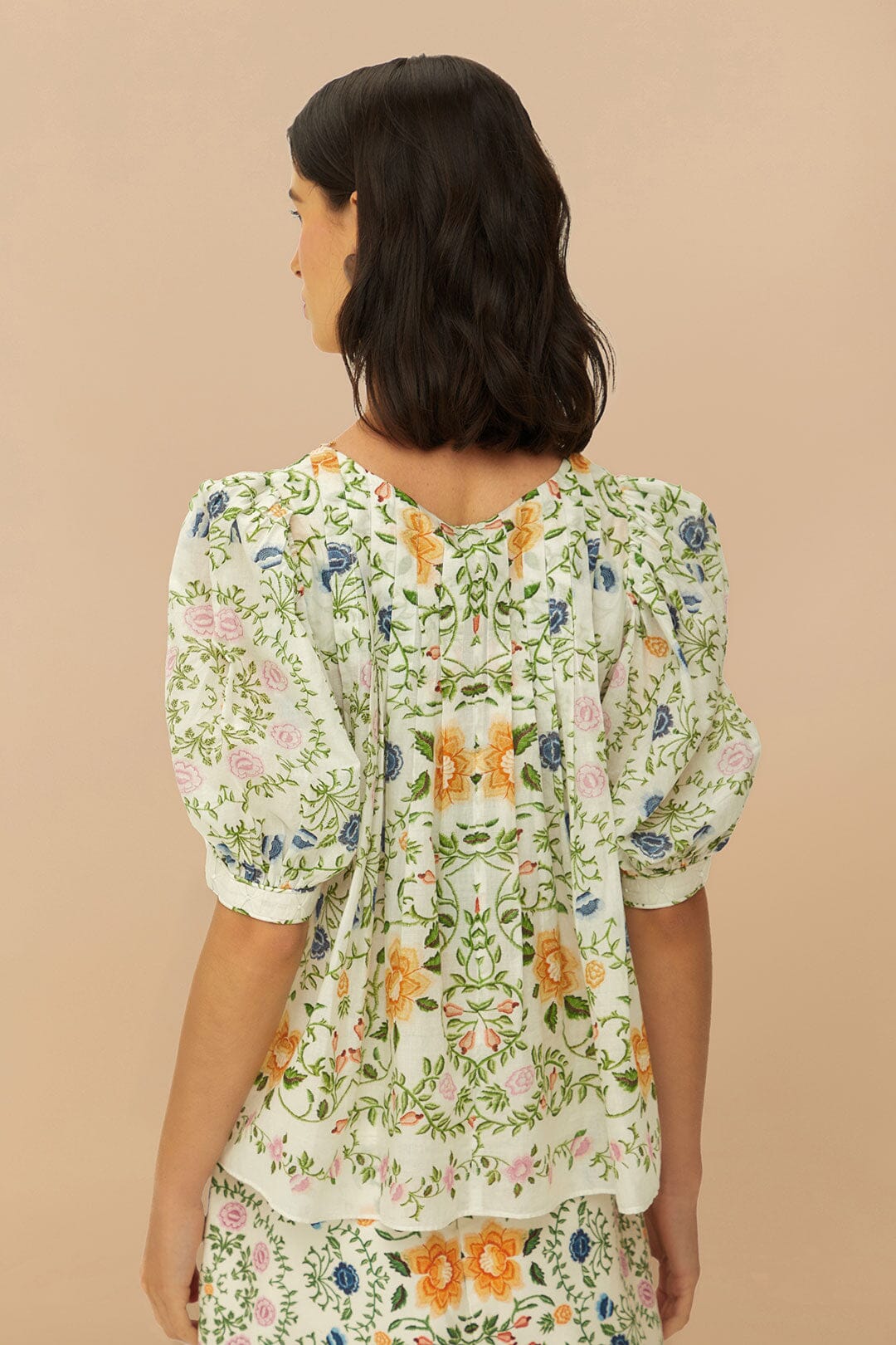 Off-White Folk Floral Short Sleeve Blouse