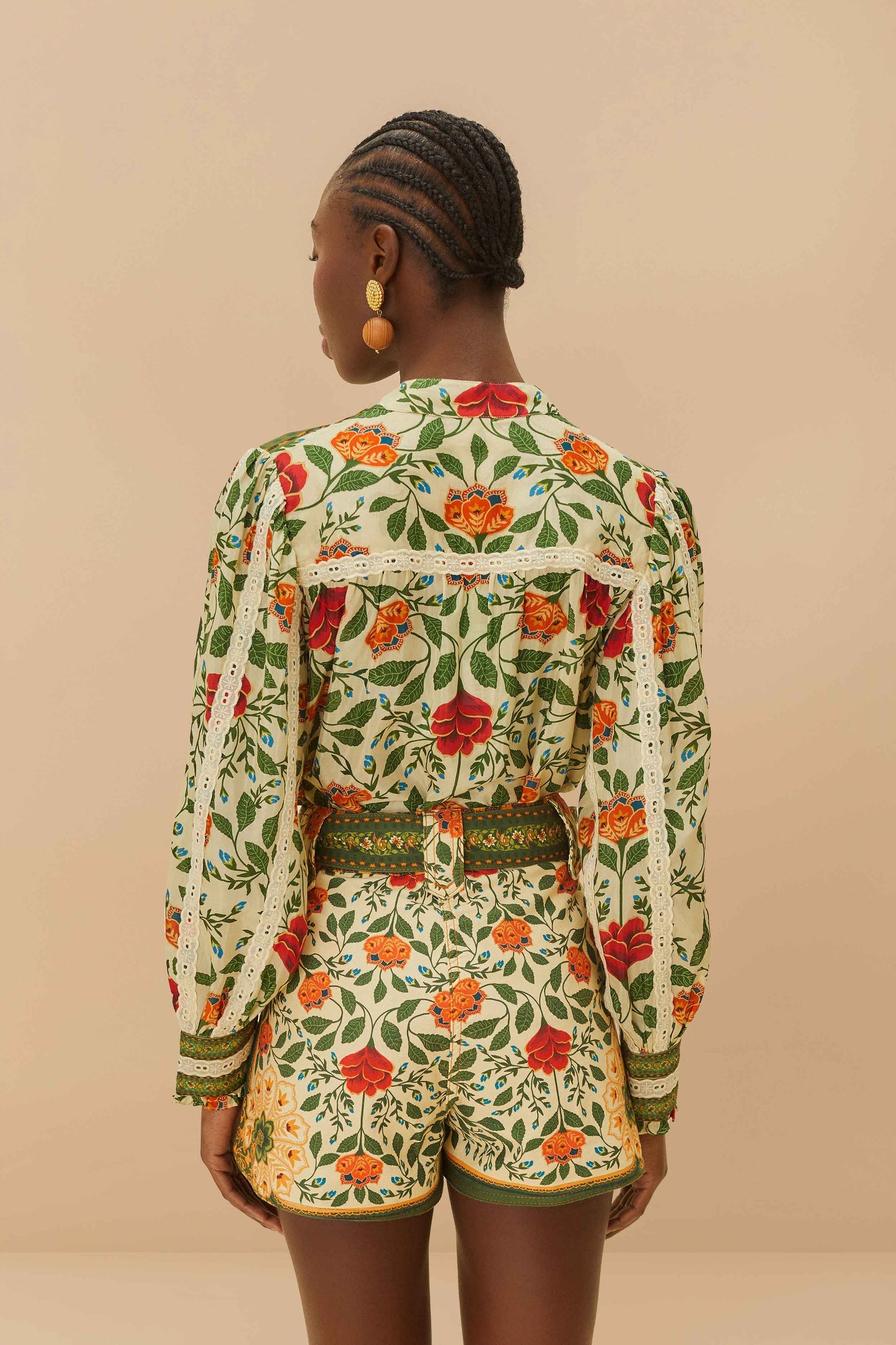 Sand Garden Tapestry Shorts