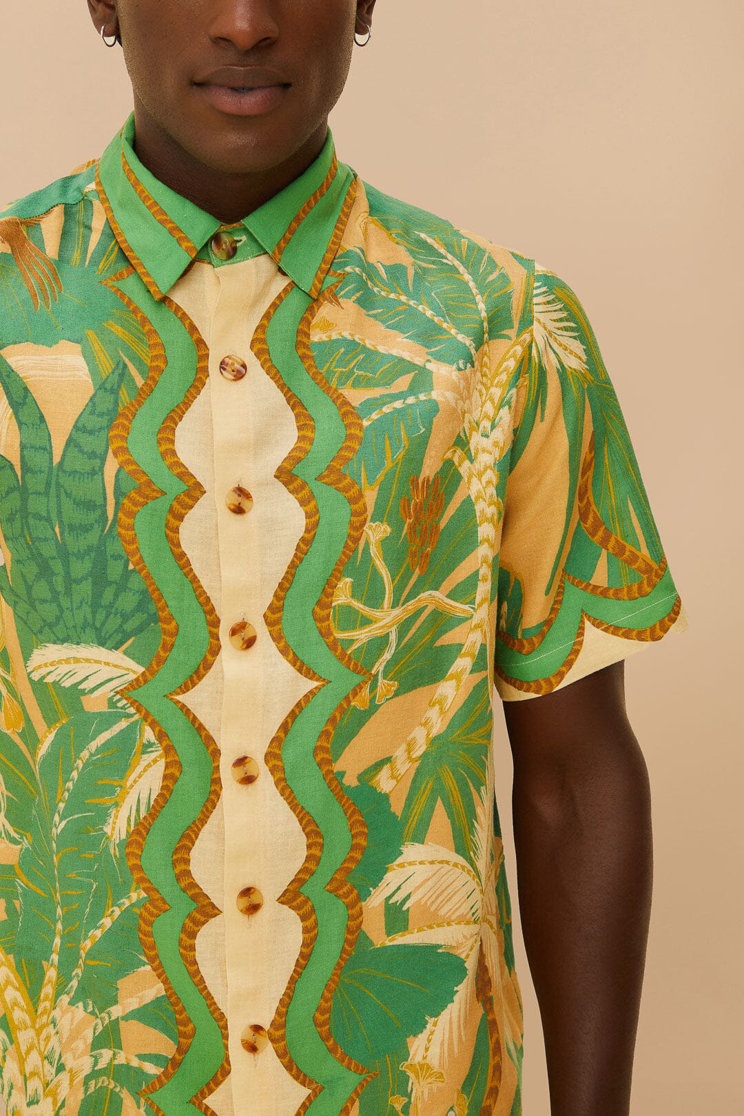 Beige Tropical Isla LENZING™ ECOVERO™ Euroflax™ Shirt