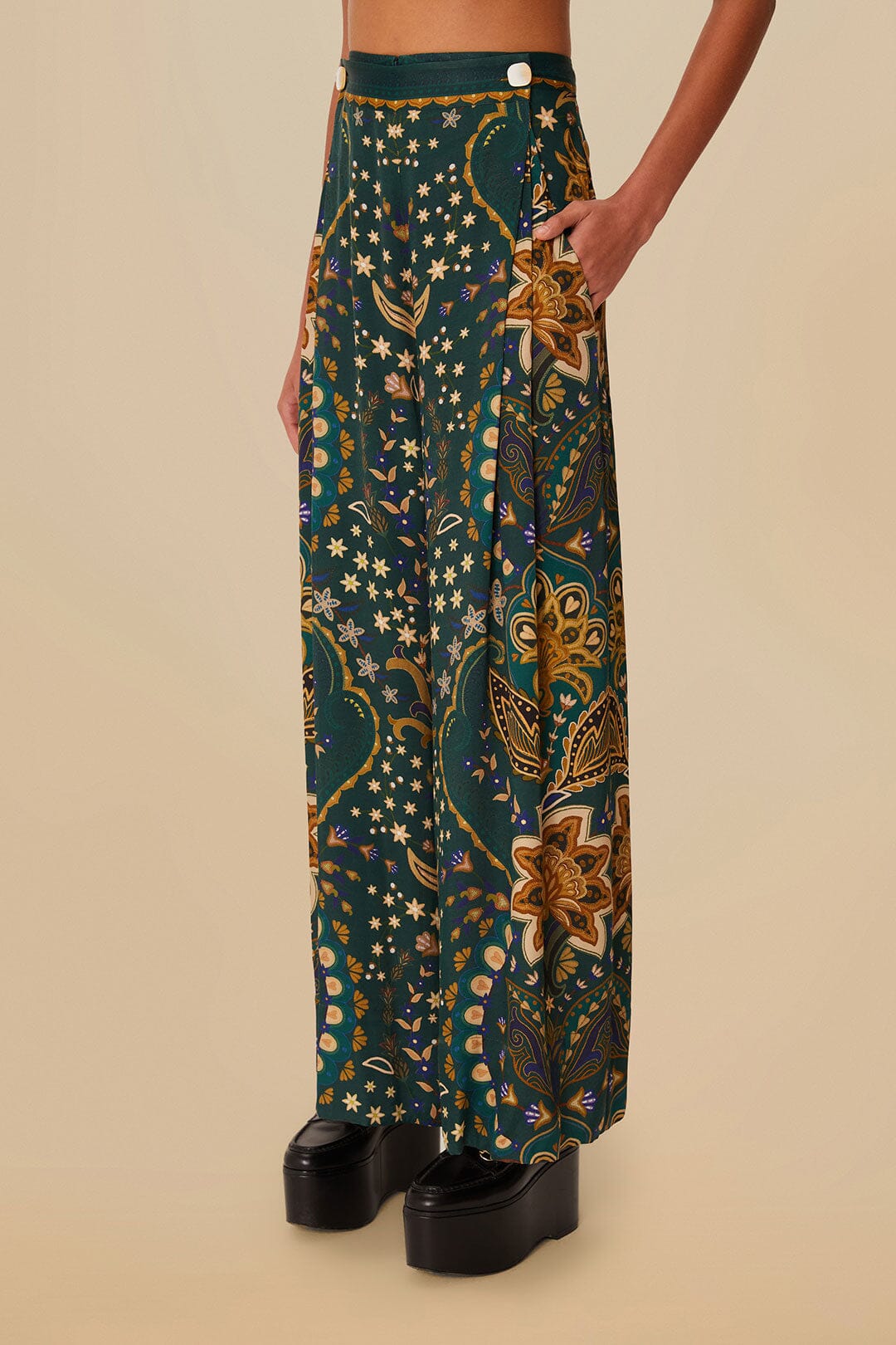 Black Jaipur LENZING™ ECOVERO™ Viscose Flare Pants
