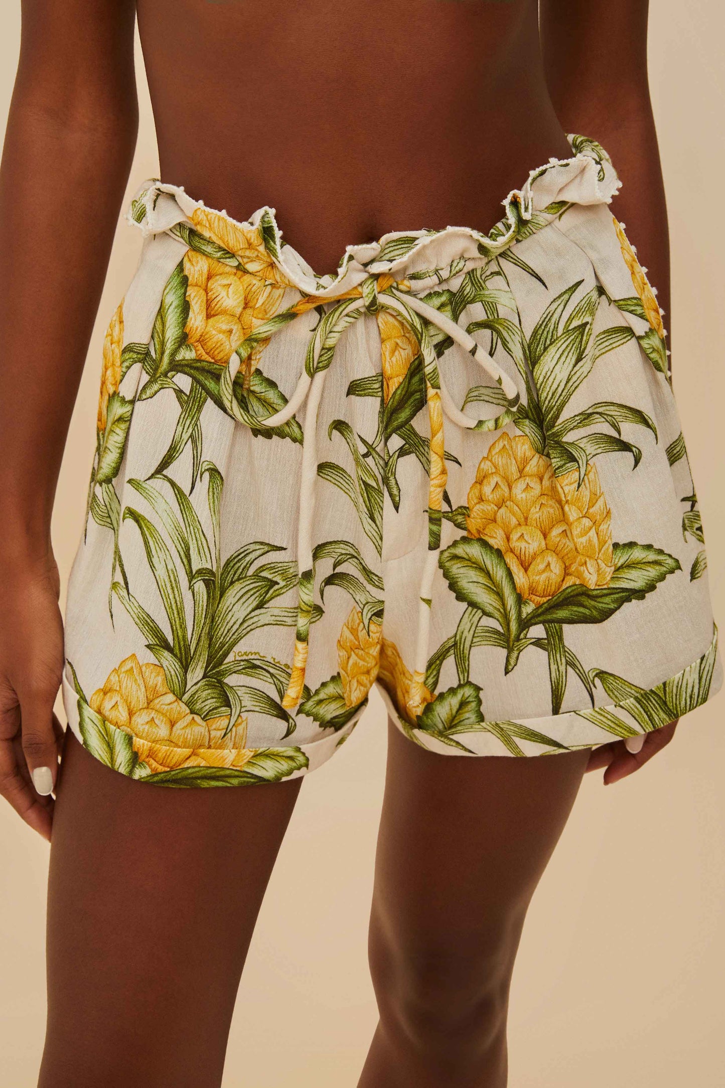 Off-White Delicate Pineapple Short