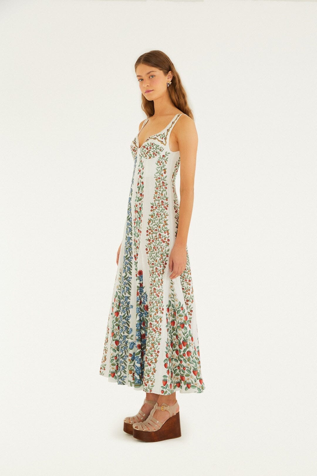 Off-White Fruit Beauty Lenzing Ecovero Euroflax Maxi Dress