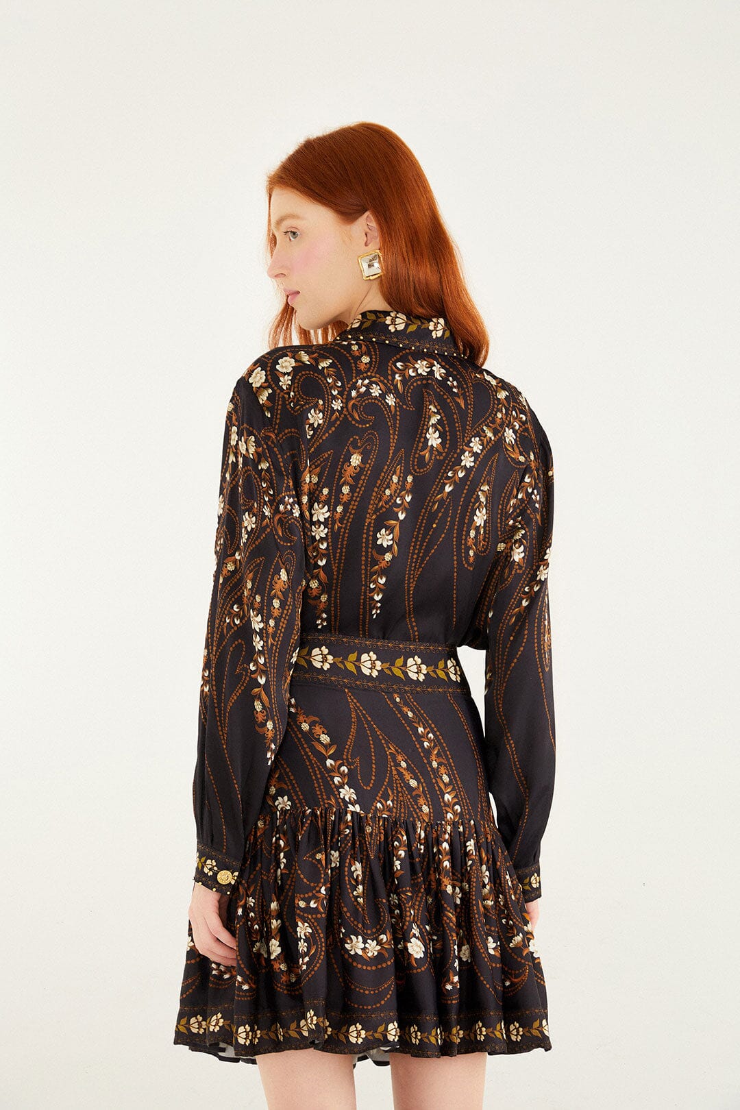 FARM Rio model wearing the Black Garden Belted Lenzing� Ecovero� Viscose Mini Skirt