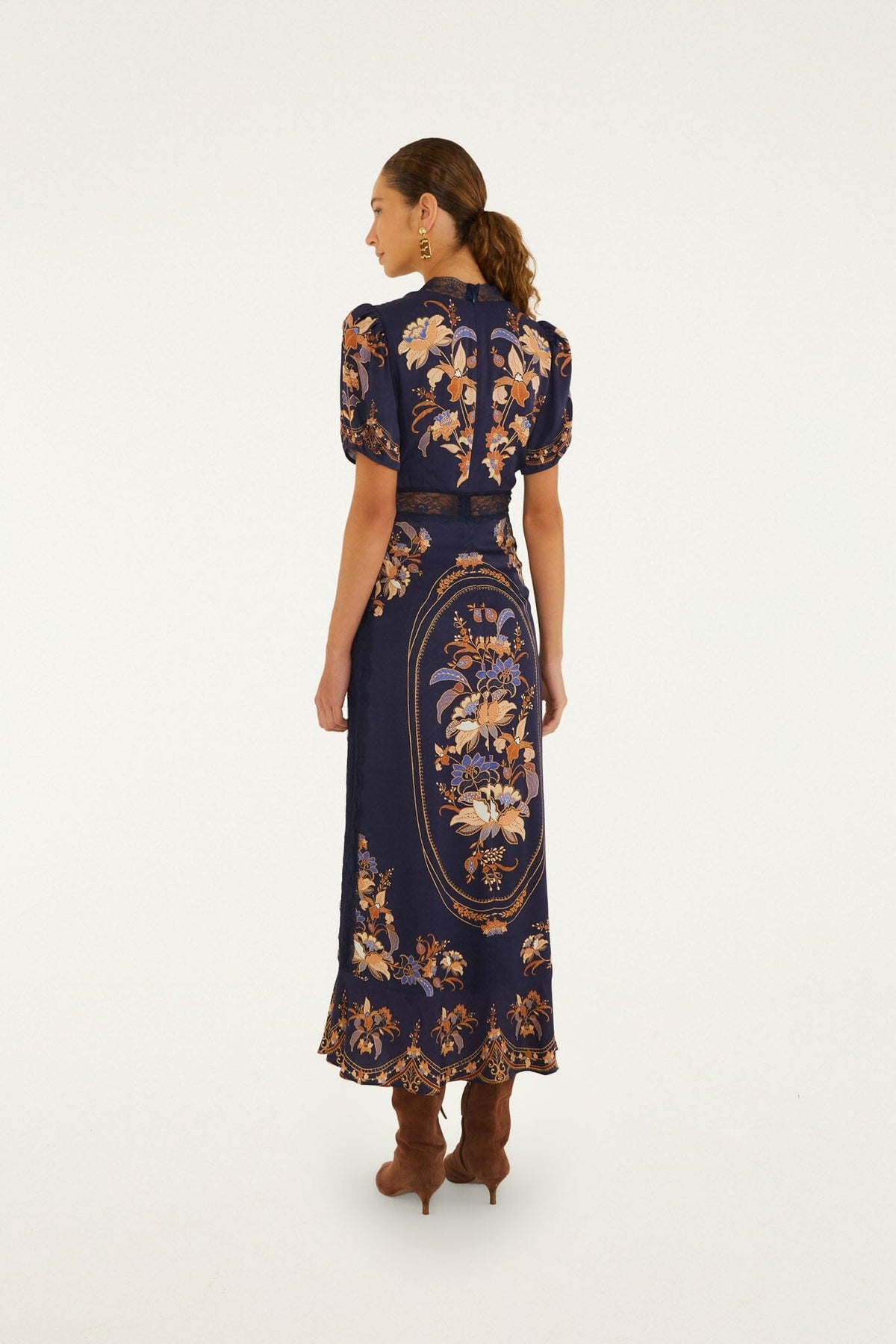 Lara Lace Puff Sleeve Maxi Dress
