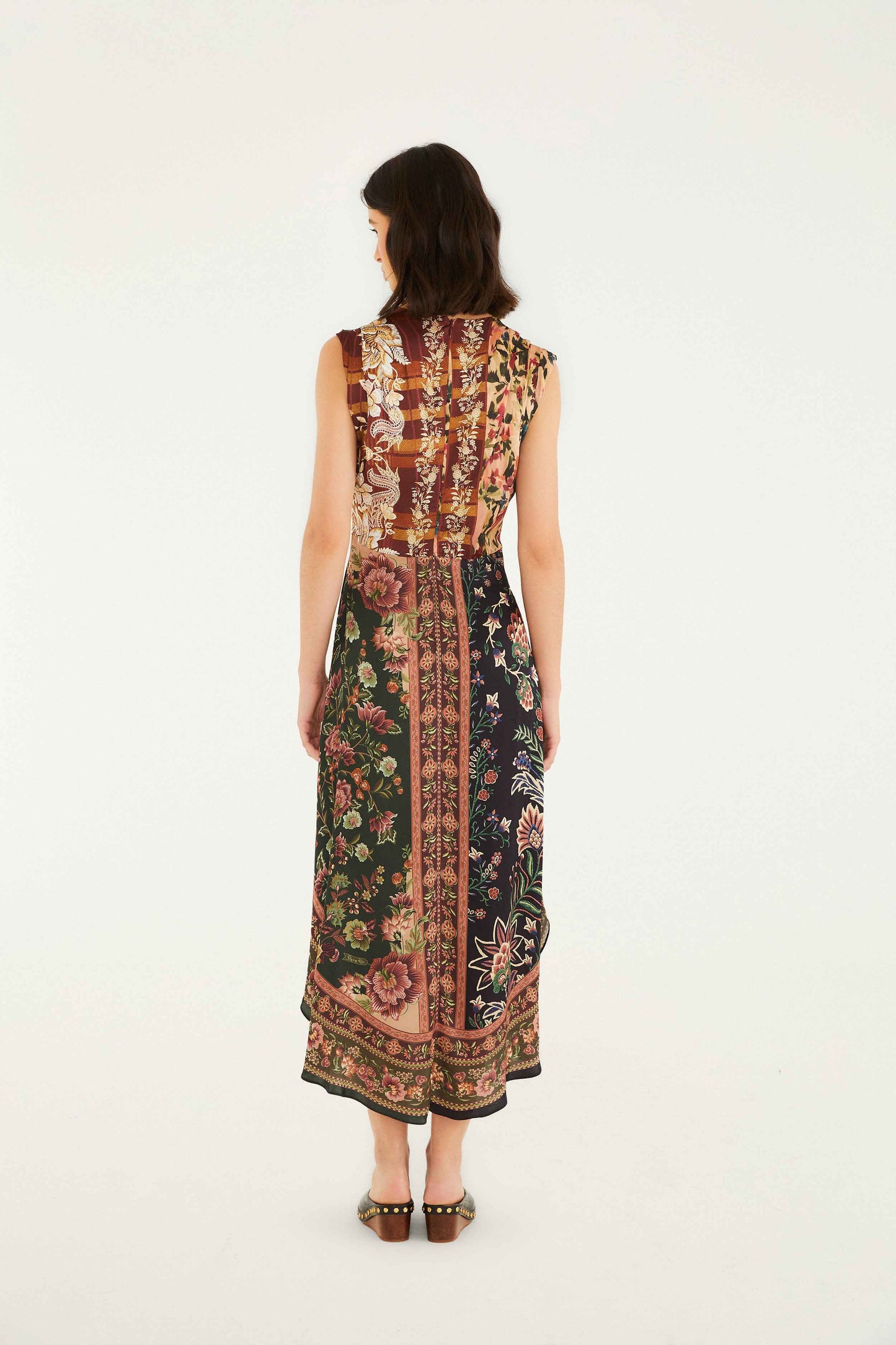 FARM Rio model wearing the Mixed Winter Garden Lenzing� Ecovero� Viscose Sleeveless Maxi Dress