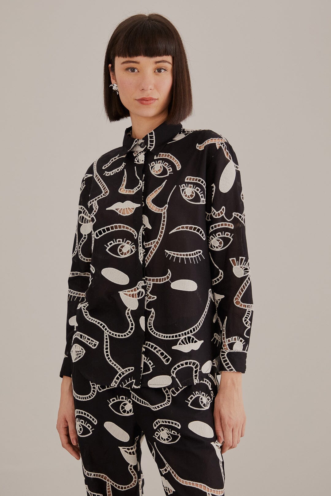 Black Richelieu Faces Shirt