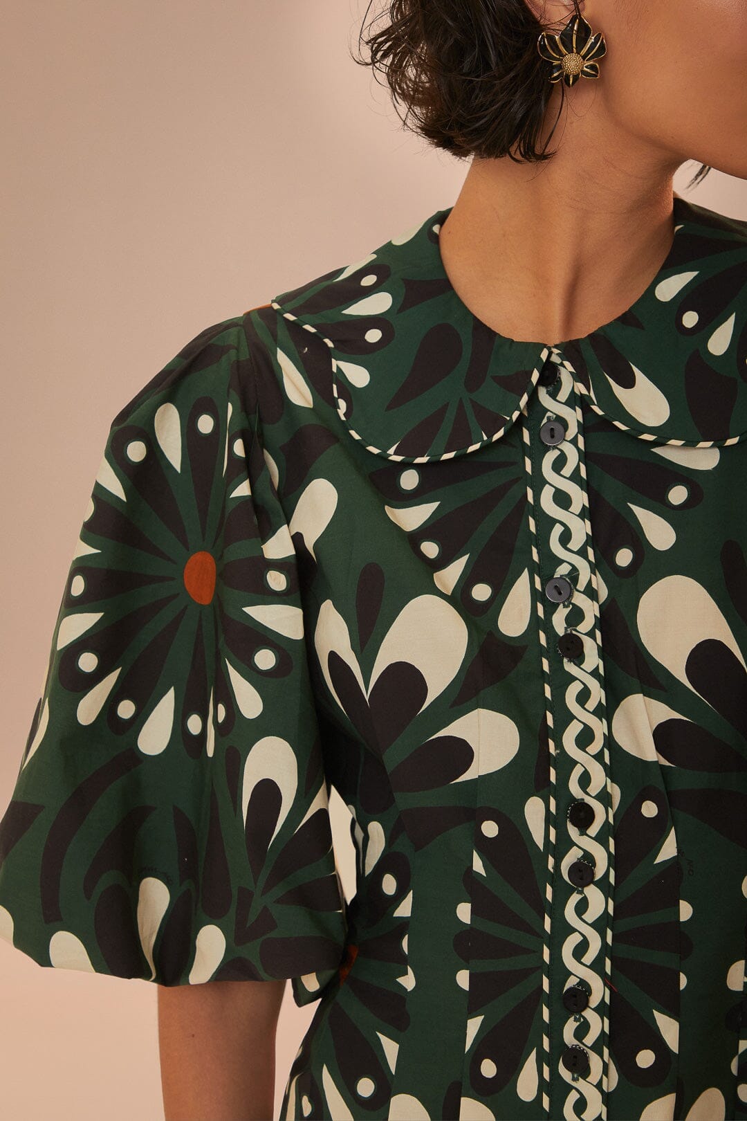 Green Ainika Flowers Short Sleeve Mini Dress FARM Rio Green Ainika Flowers Short Sleeve Mini Dress FARM Rio