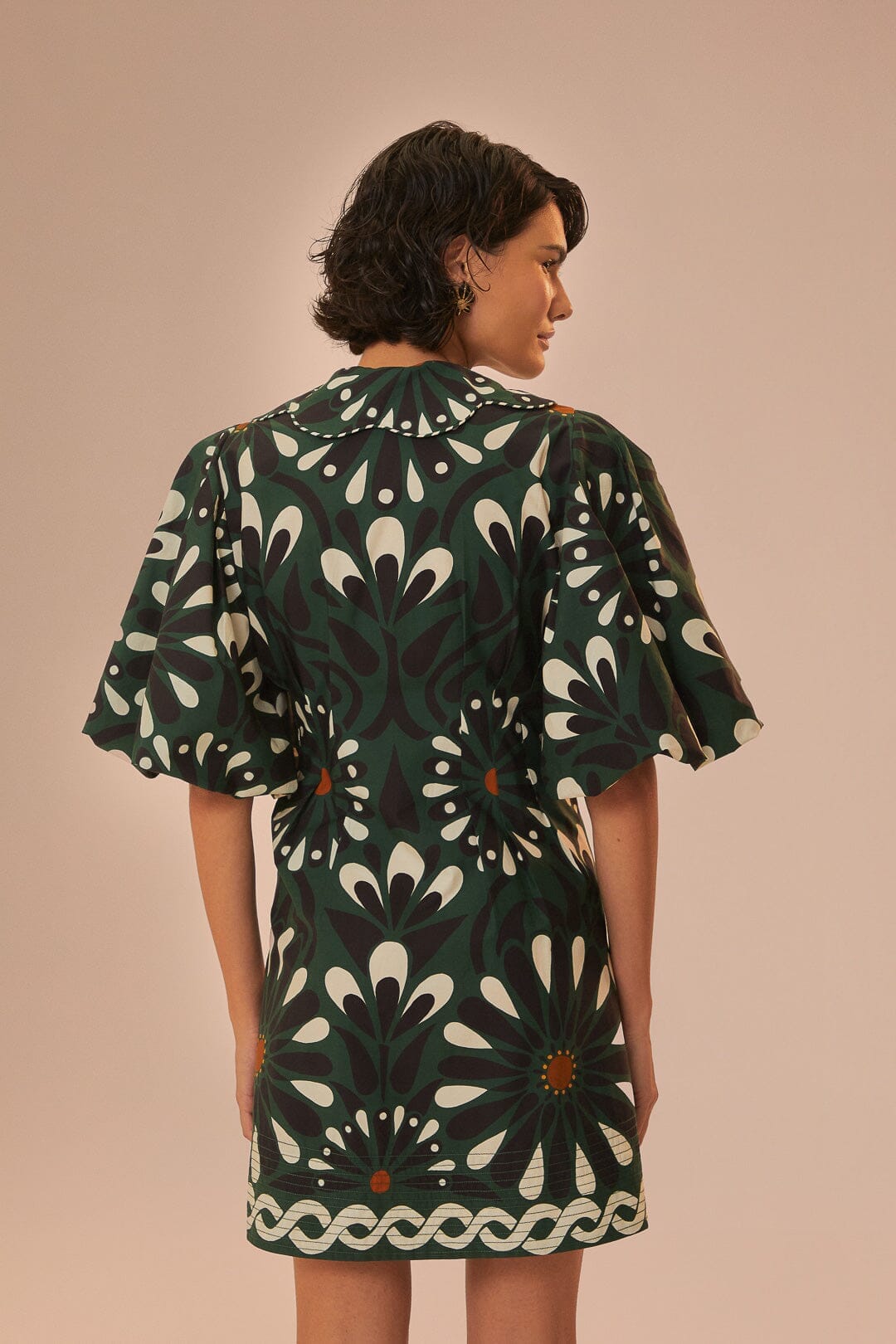 Green Ainika Flowers Short Sleeve Mini Dress FARM Rio Green Ainika Flowers Short Sleeve Mini Dress FARM Rio