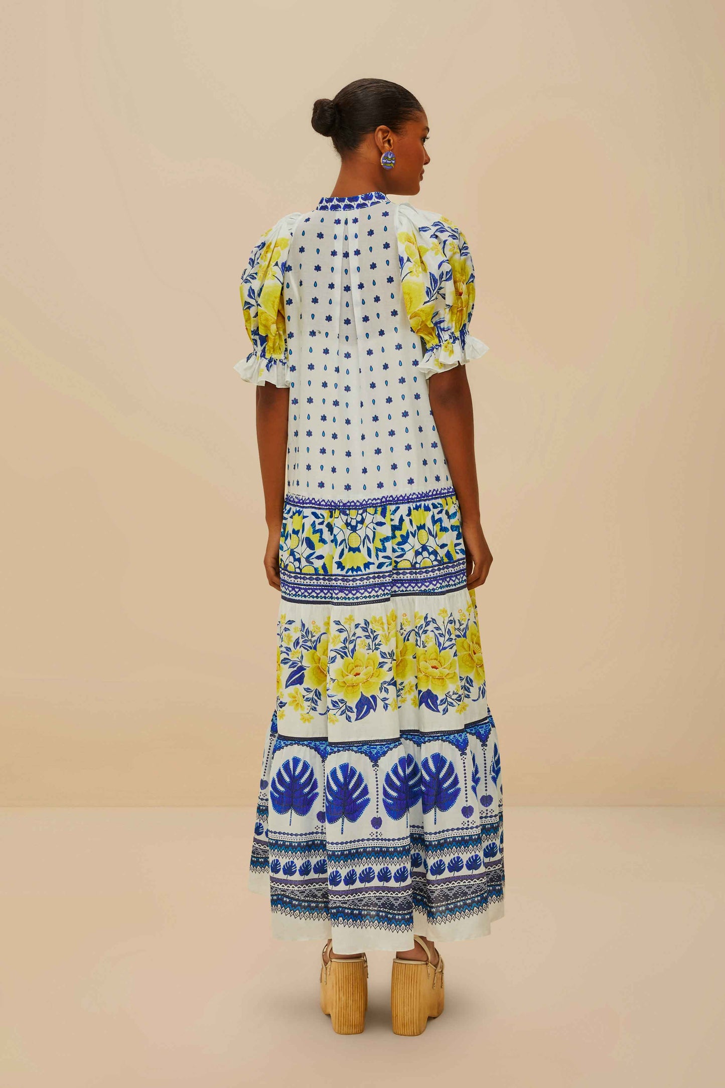 ZULI OFF-WHITE MIDI DRESS SHORT SLEEVES