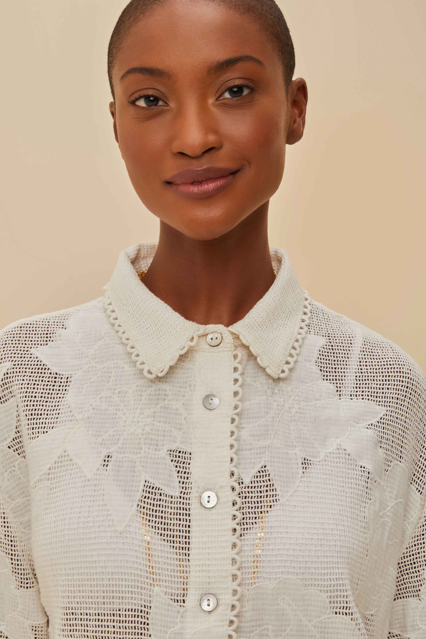 WHITE FLOWER SHIRT