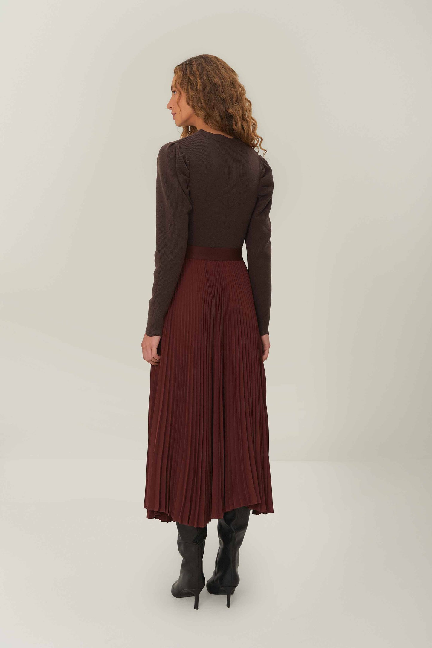 BROWN PLEATED MAXI SKIRT