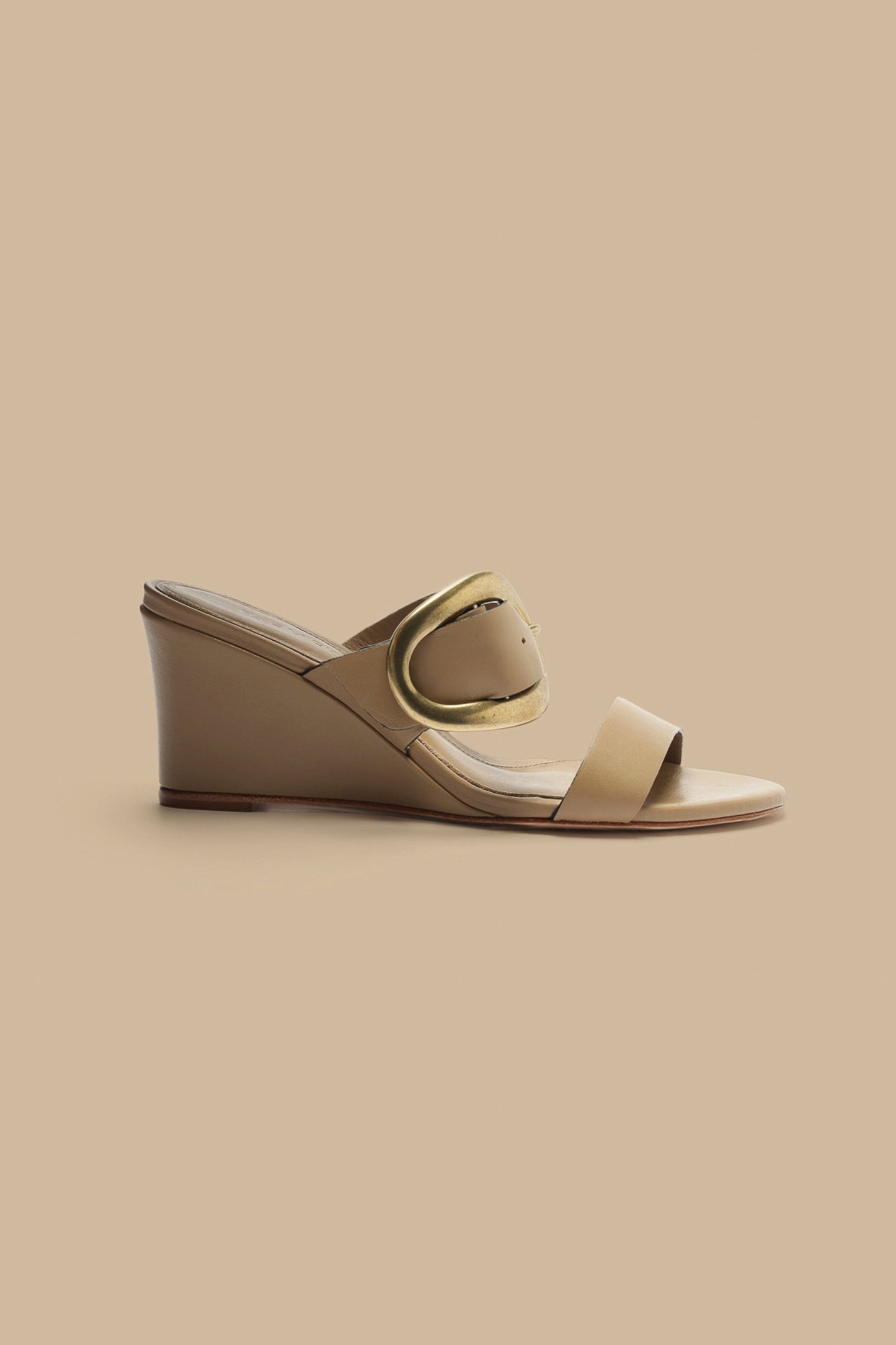 MOCHA BUCKLE WEDGE SANDAL