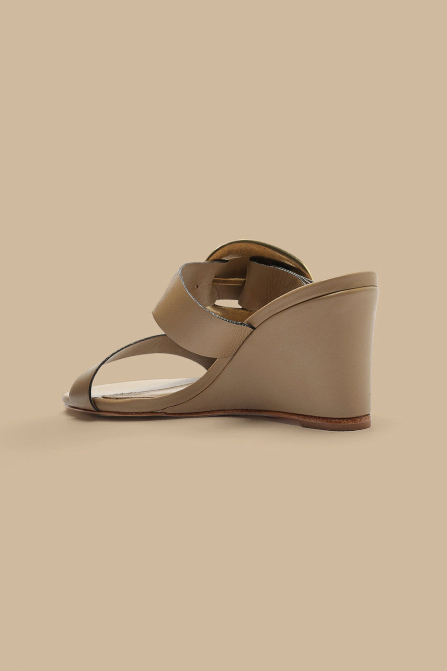 MOCHA BUCKLE WEDGE SANDAL