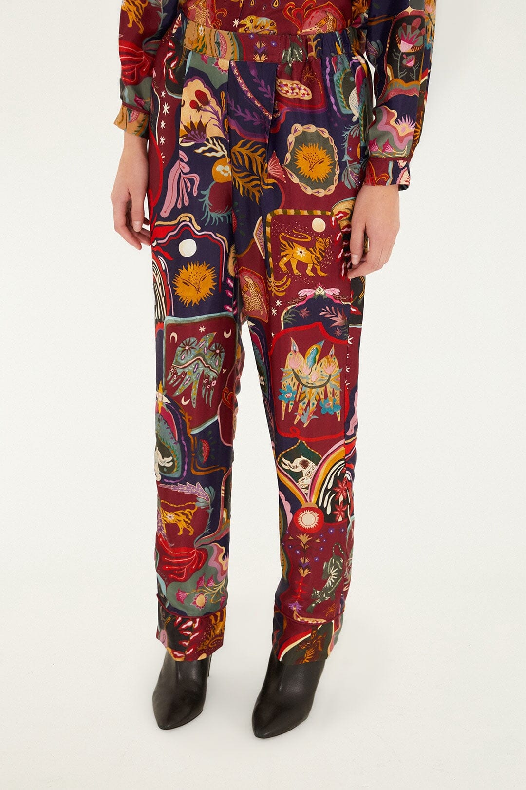 Multicolor Artsy Surreal Land Lenzing™ Ecovero™ Viscose Pants
