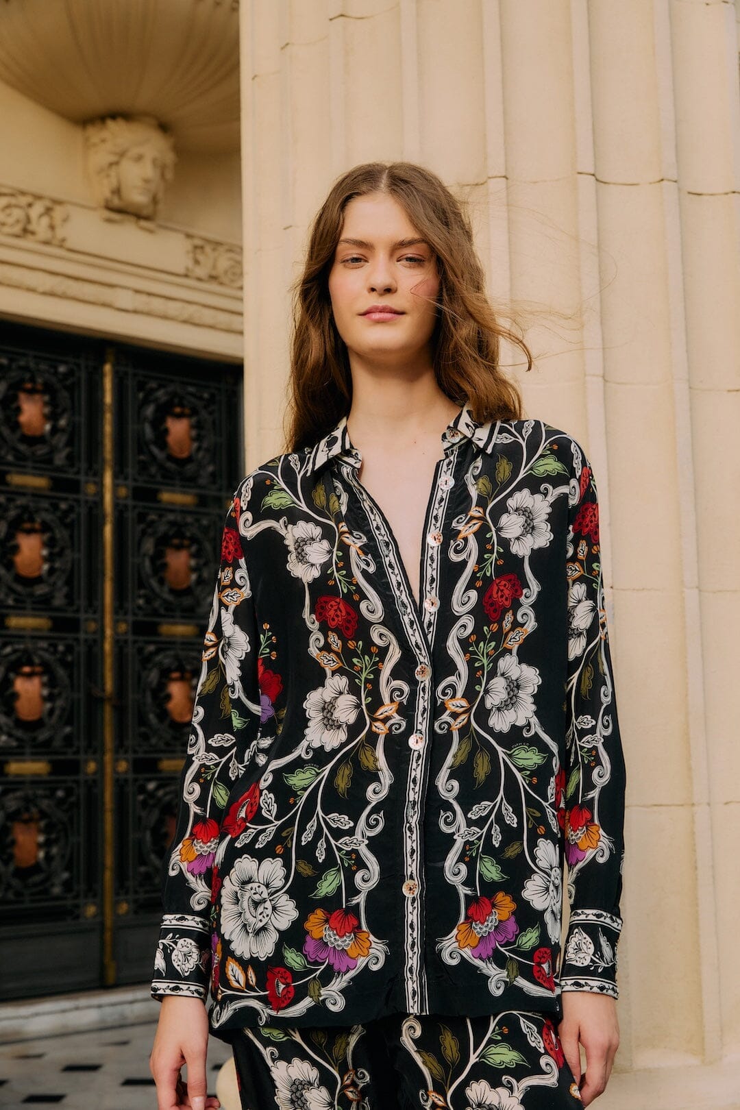 Black Rococo Flowers Collared Buttoned Shirt