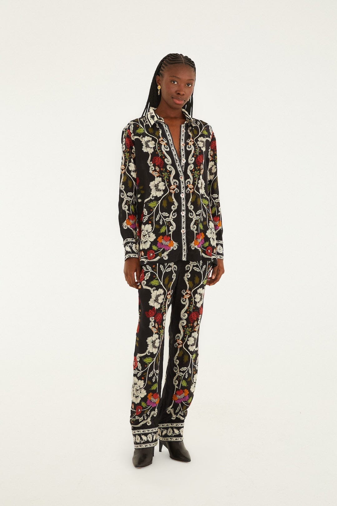 Black Rococo Flowers Collared Buttoned Shirt