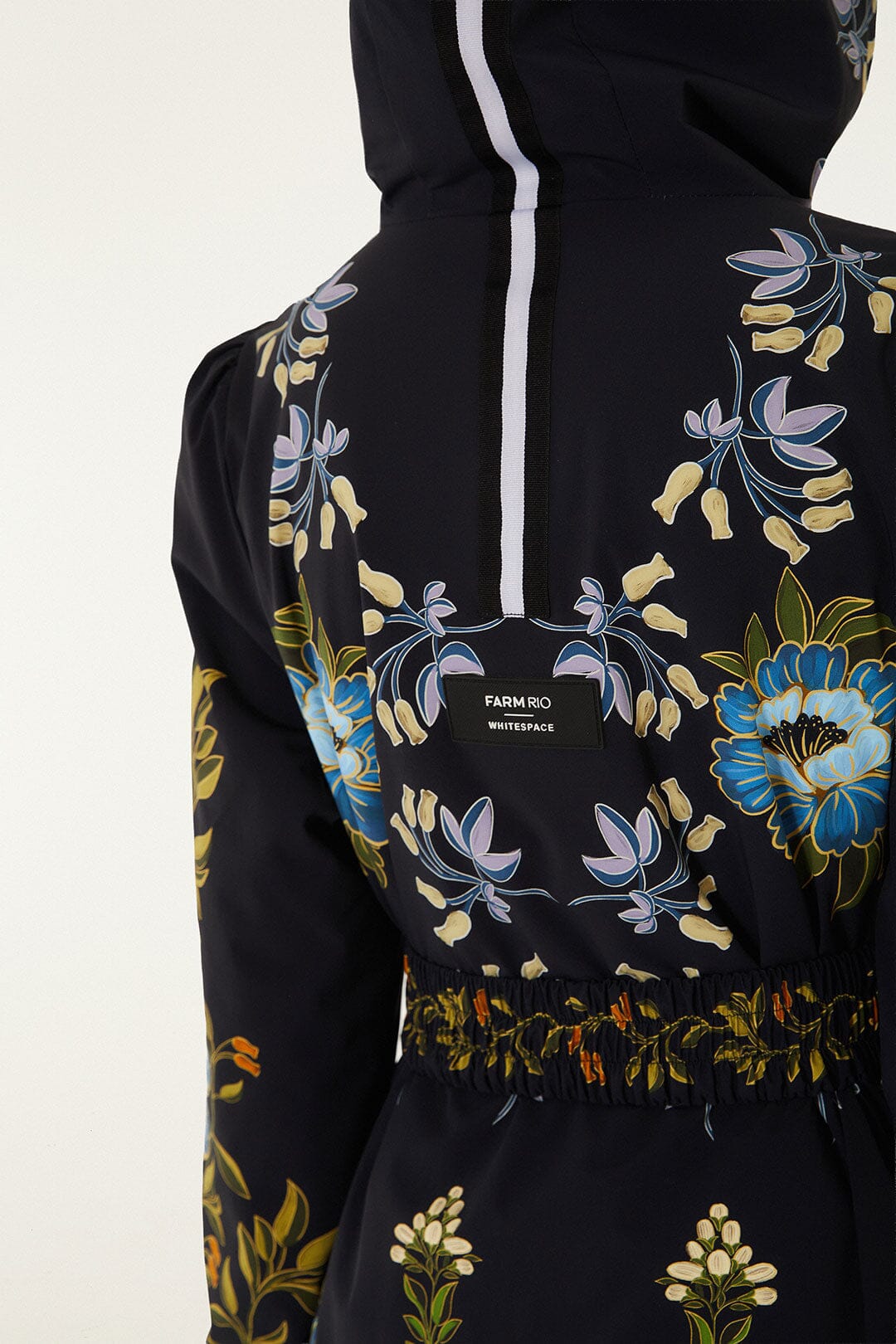 Black Winter Garden Puffer