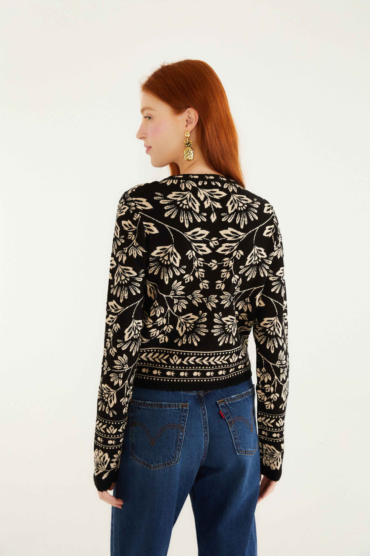 FARM Rio model wearing the Black And White Flower Bloom Buttoned Knit Cardigan