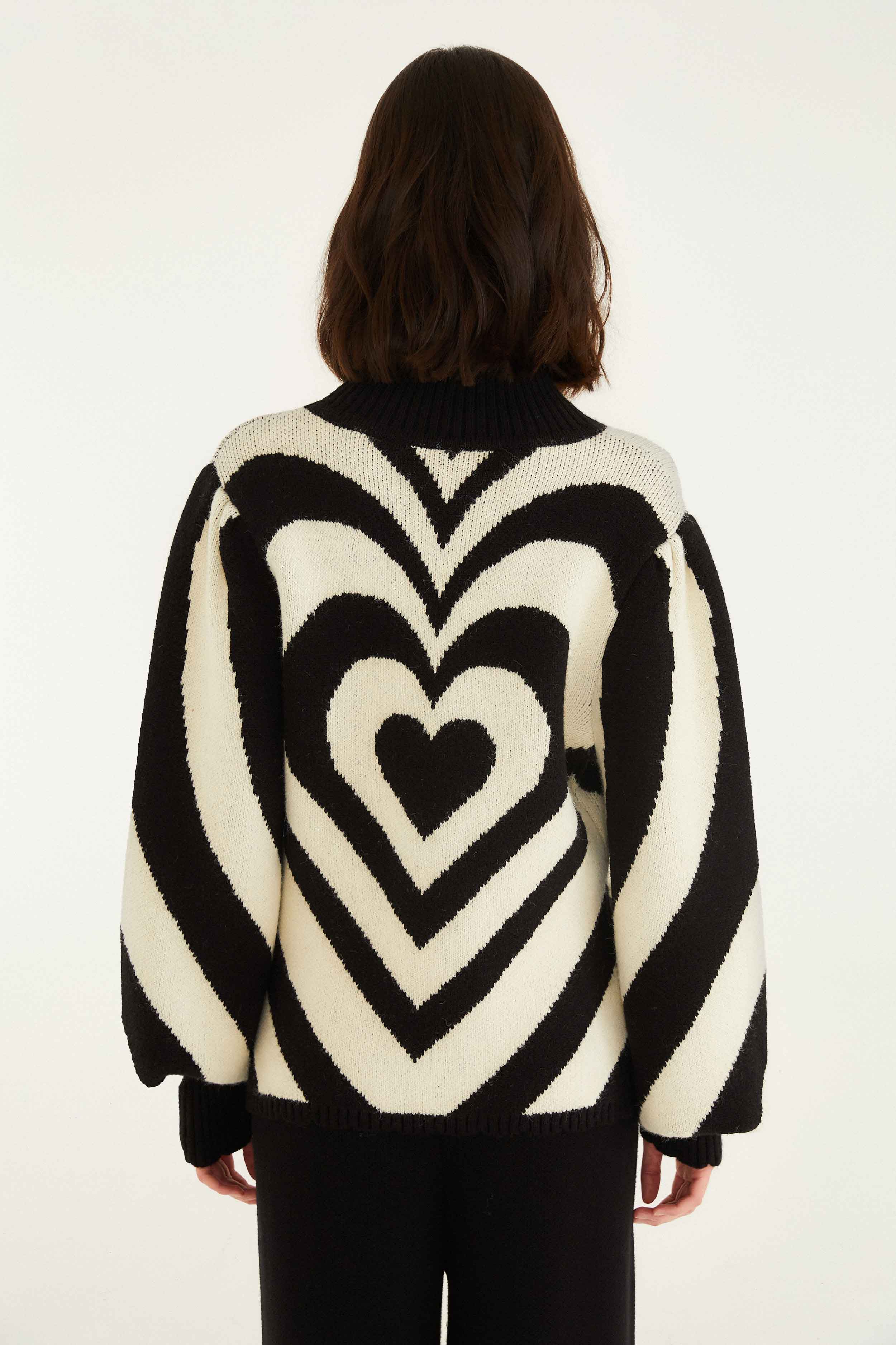 Gini 【BRU NA BOINNE】Chiken Heart Jumper BLK L London Black Heart