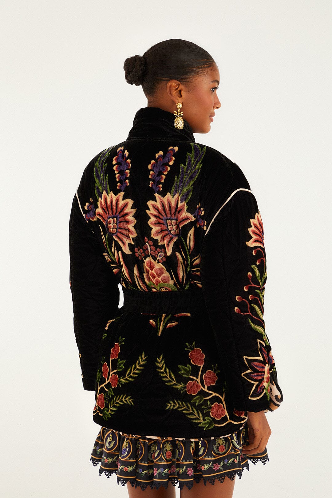 FARM Rio model wearing the Black Marvelous Garden Puffer Jacket