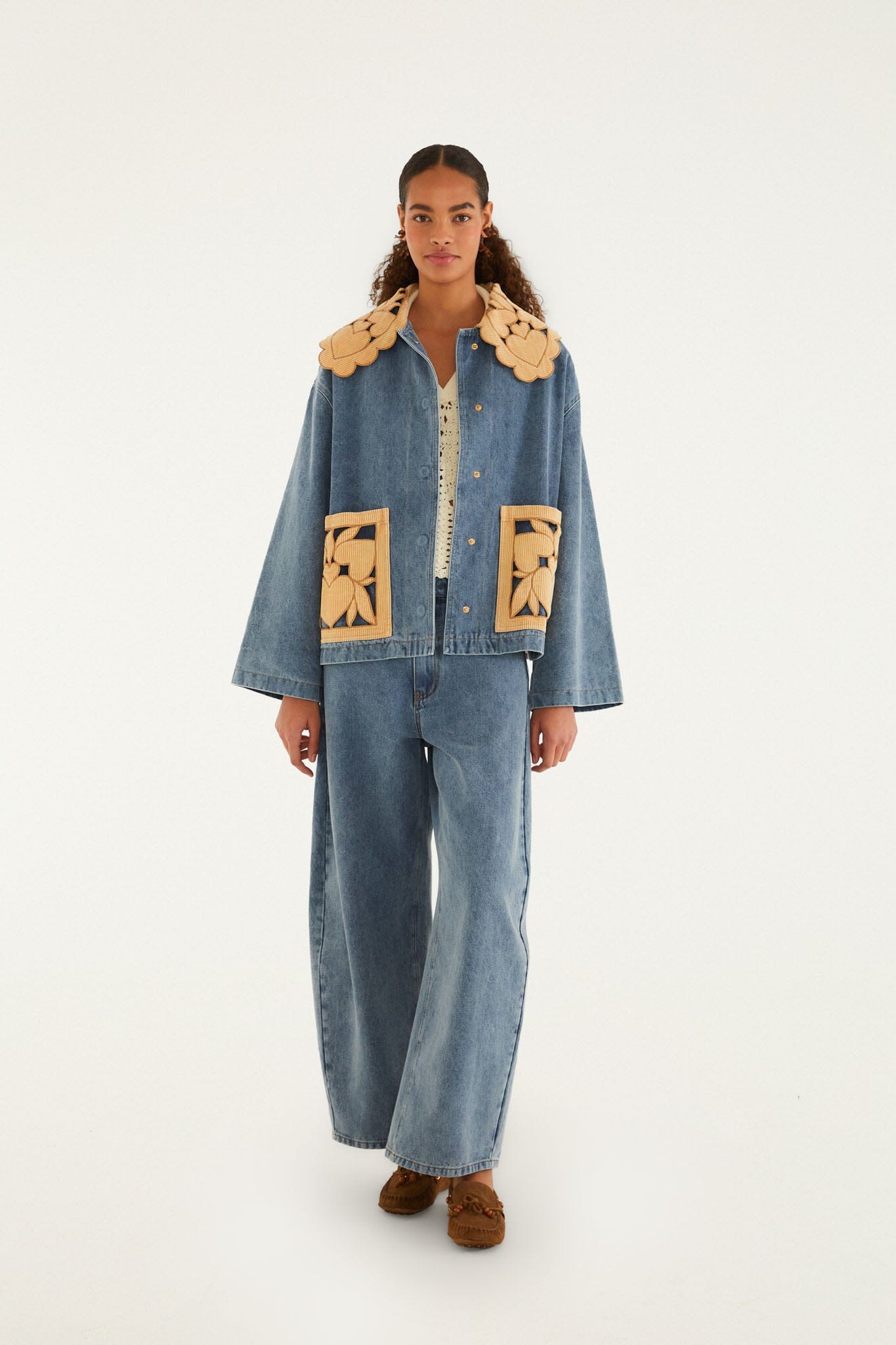 FARM Rio model wearing the Blue Denim Richelieu Wide-Leg Pants