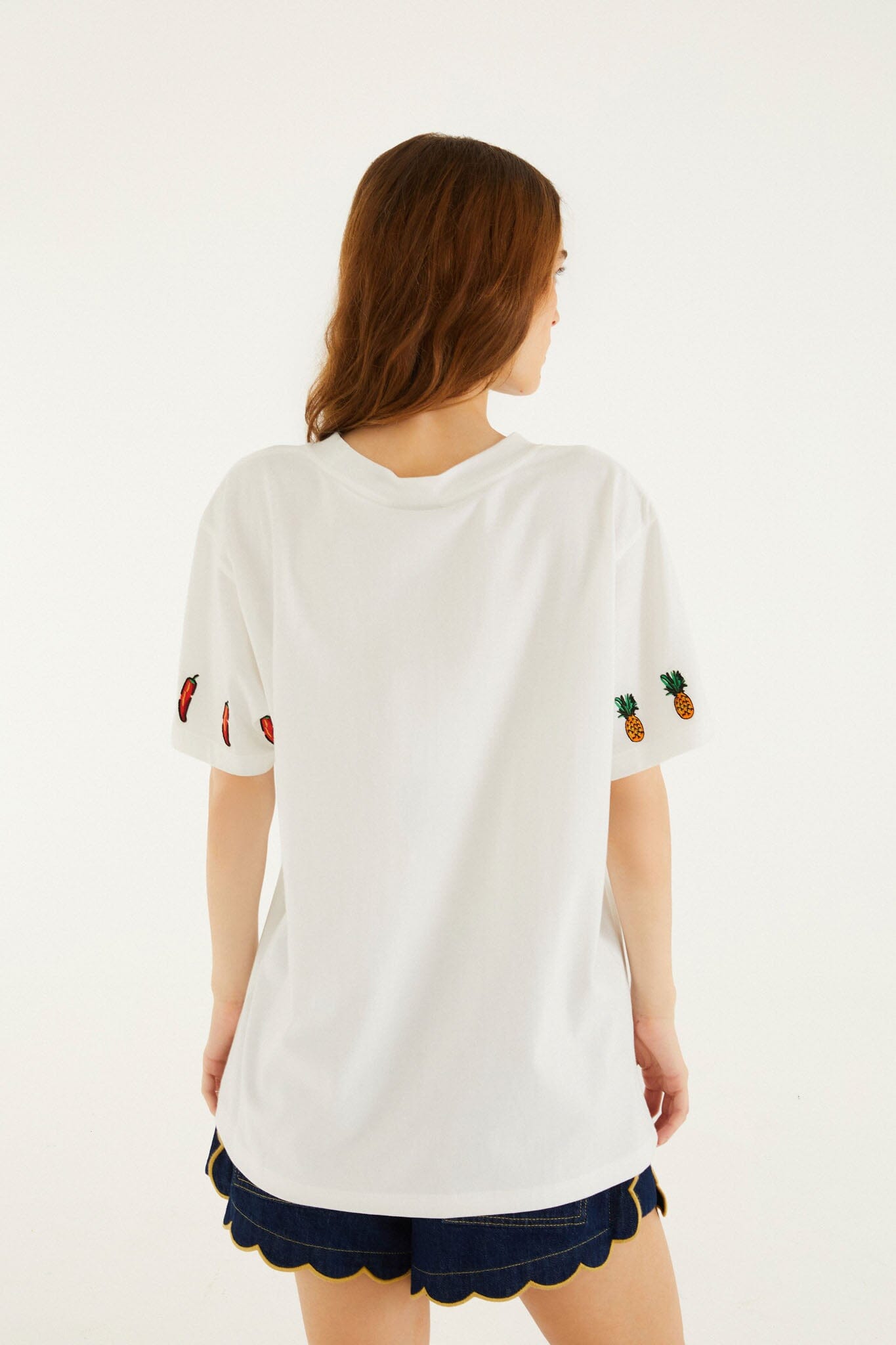 FARM Rio model wearing the Brazilian Bodega Relaxed T-Shirt