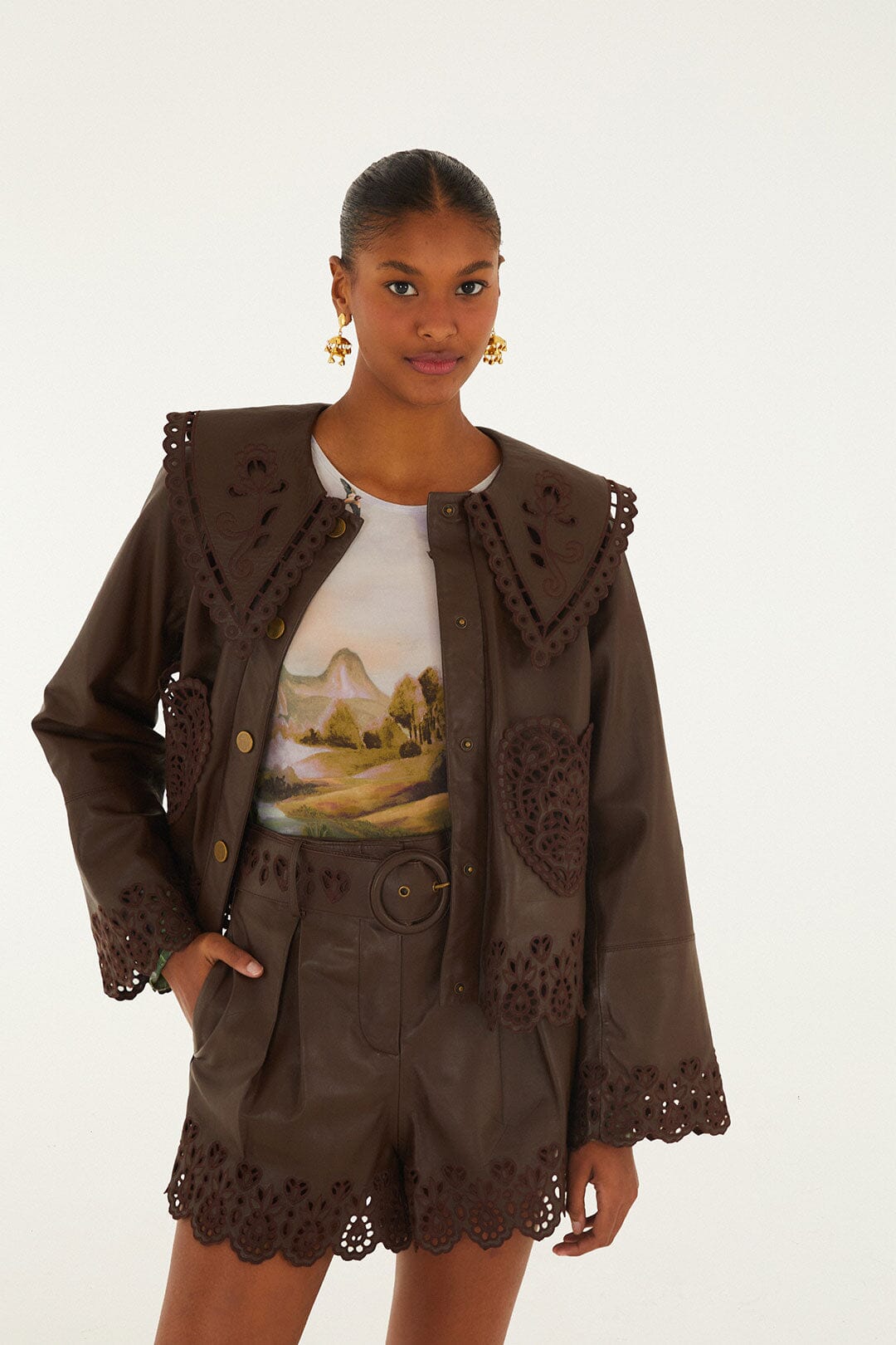 FARM Rio model wearing the Brown Hearts Richelieu Belted Leather Shorts