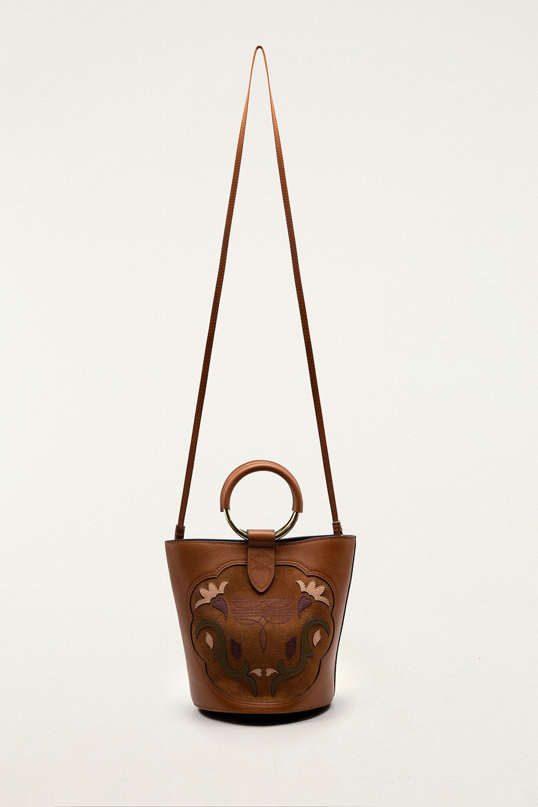 FARM Rio model wearing the Brown Western Embroidered Leather Bucket Bag