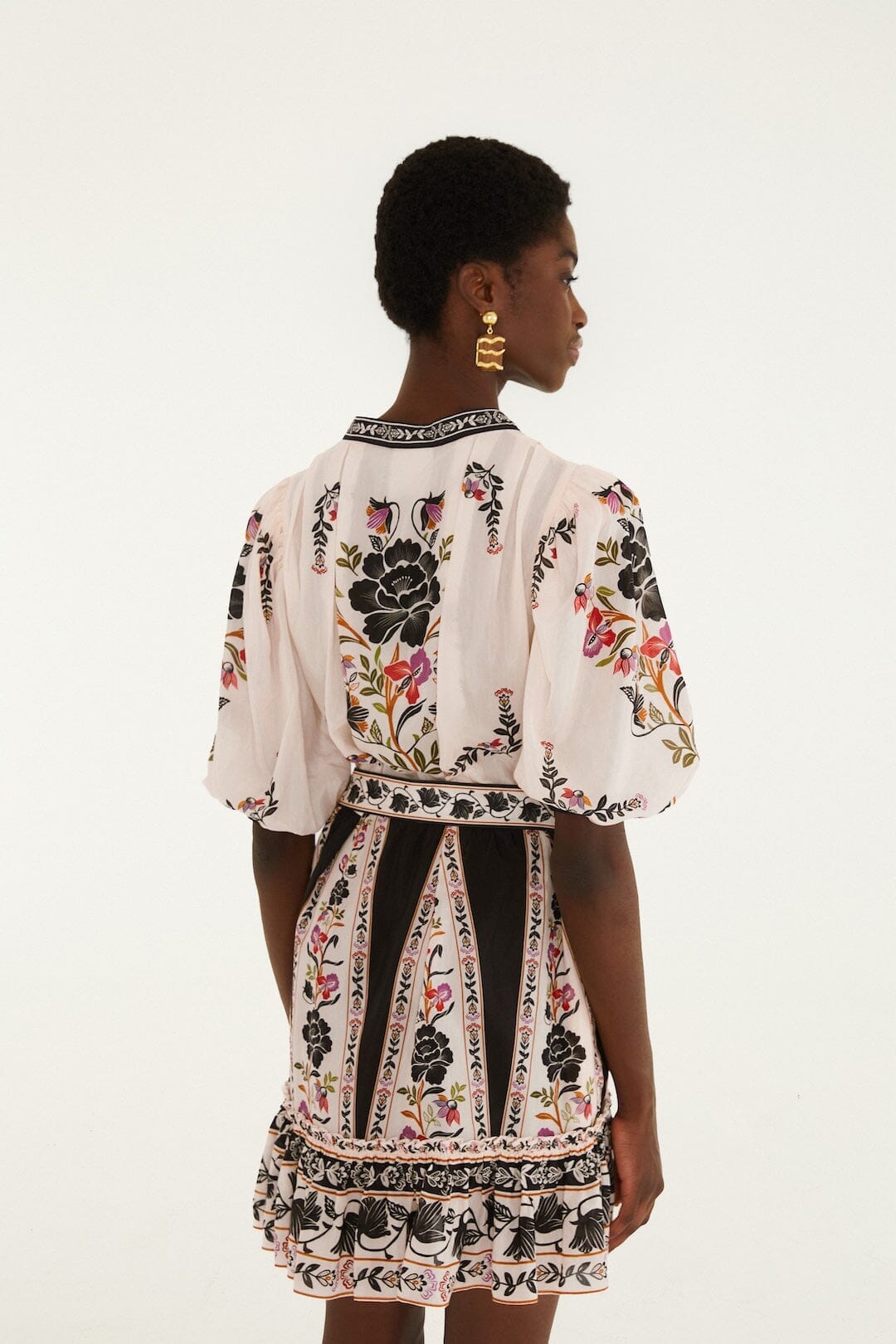 Delicate Floral Belted Buttoned Mini Dress