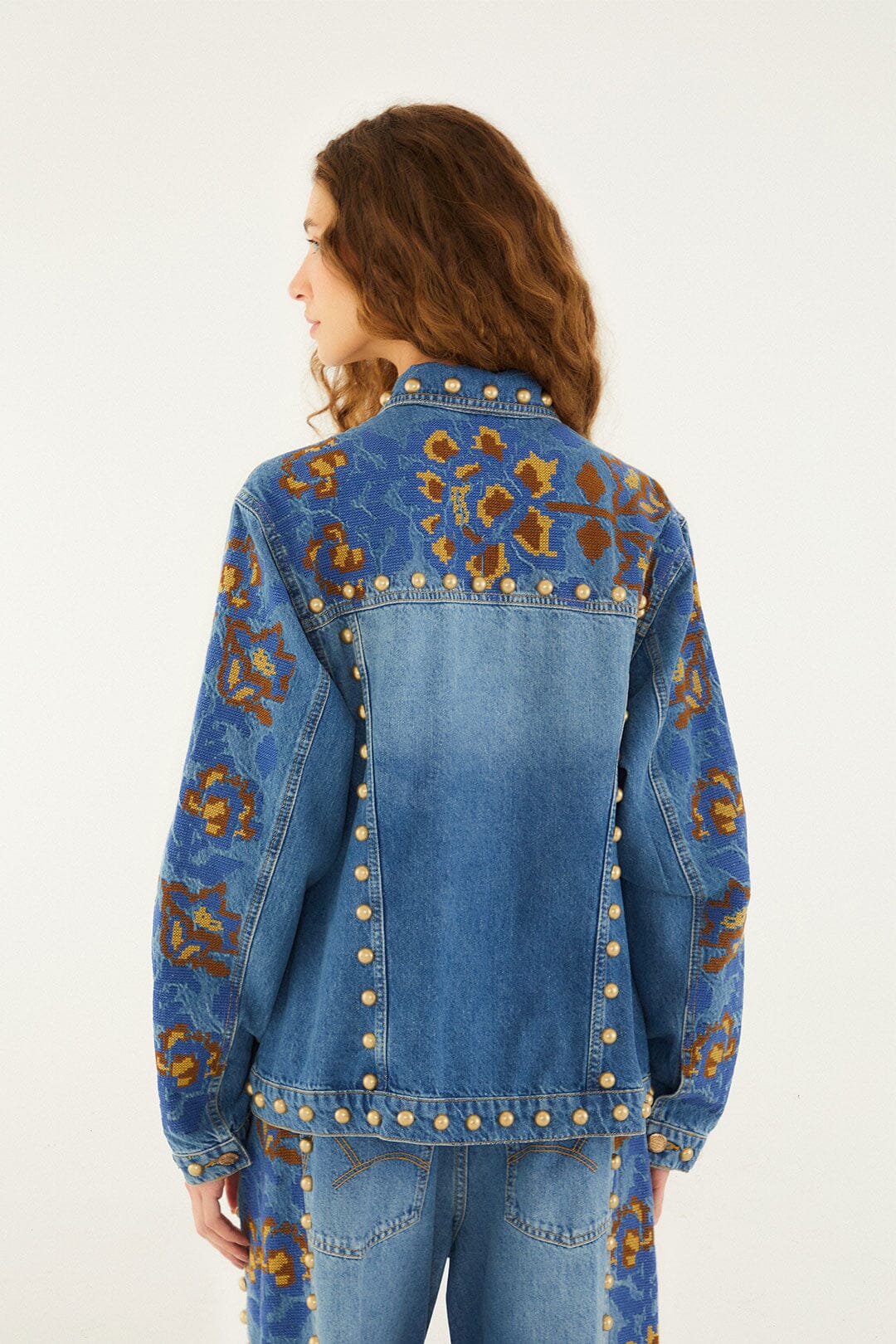 FARM Rio model wearing the Denim Metal Details Embroidered Jacket