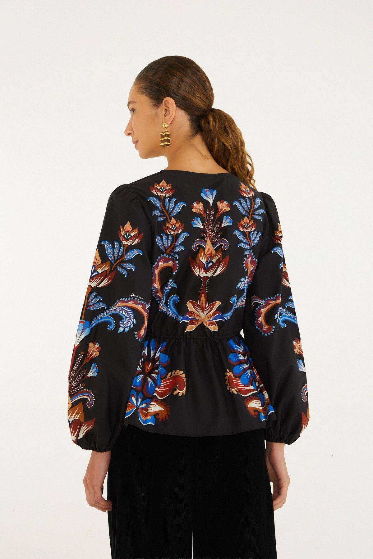 Energy Floral Drawstring Buttoned Blouse