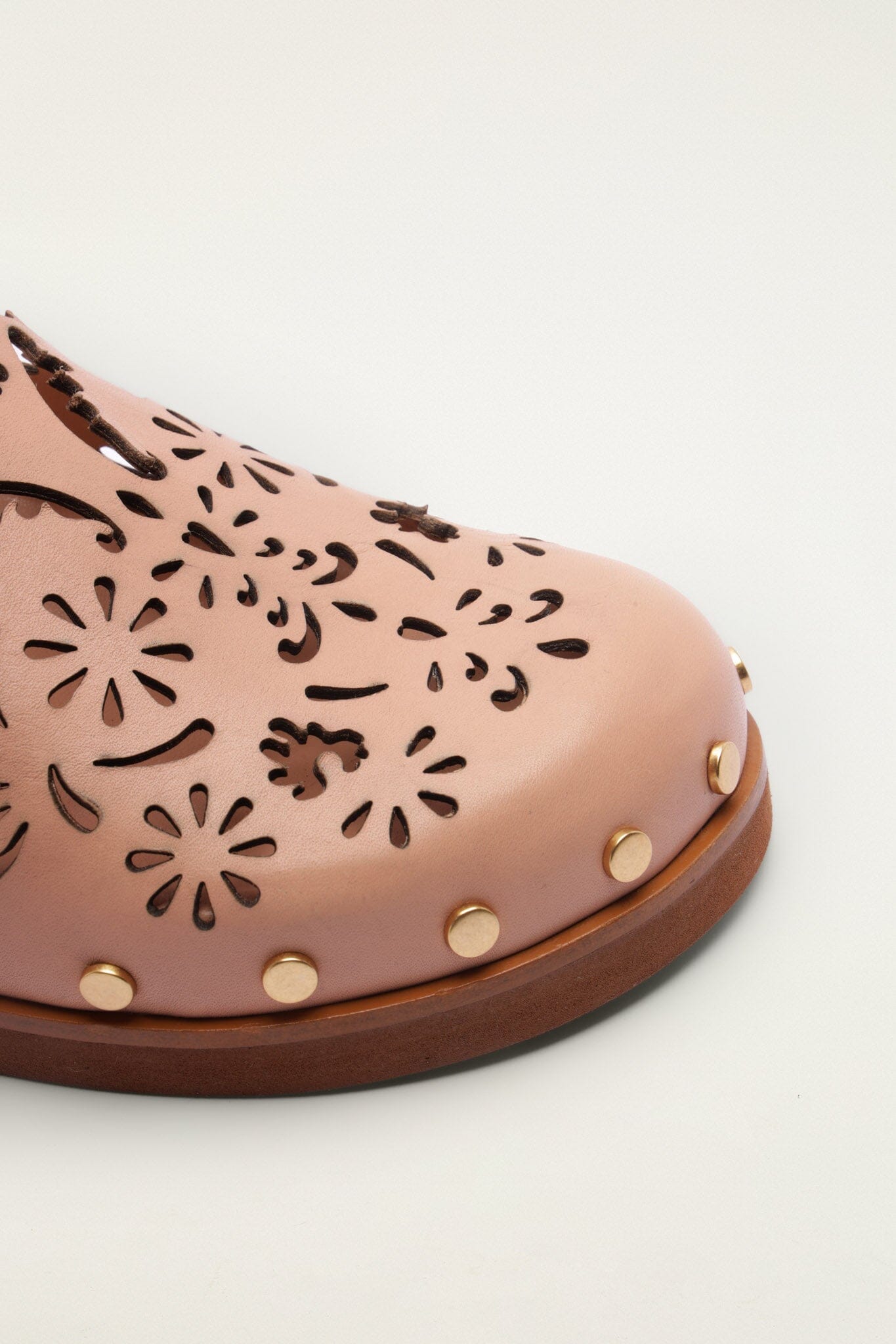 FARM Rio model wearing the Light Pink Lace Leather Anatomic Slide Mule