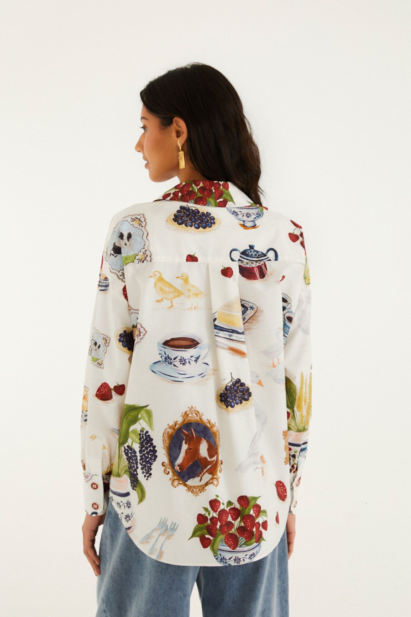 FARM Rio model wearing the Off-White Country Table Buttoned Shirt