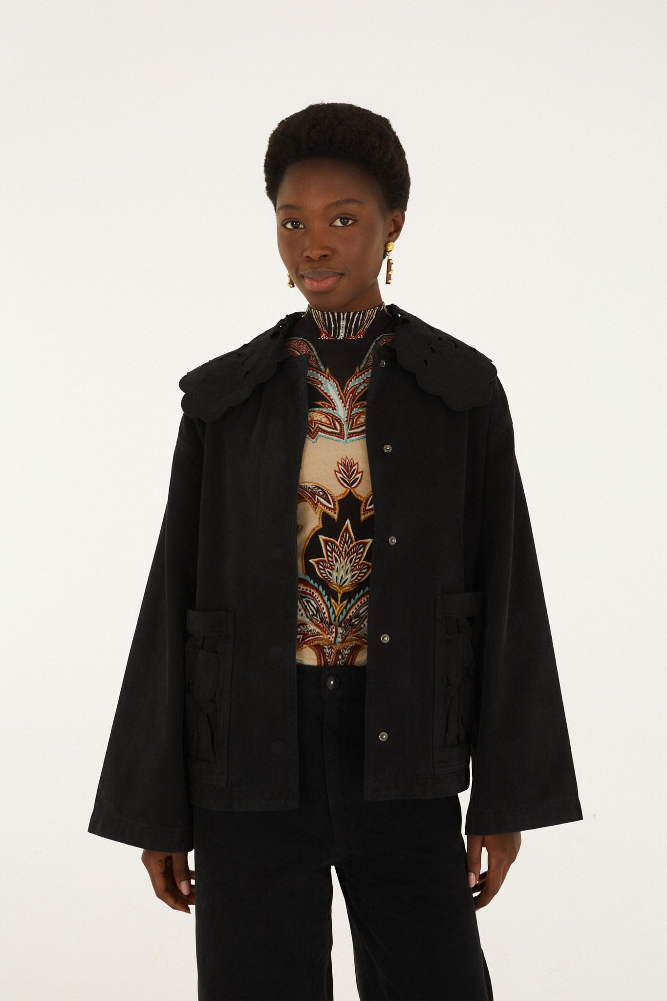 FARM Rio model wearing the Richelieu Denim Barn Jacket