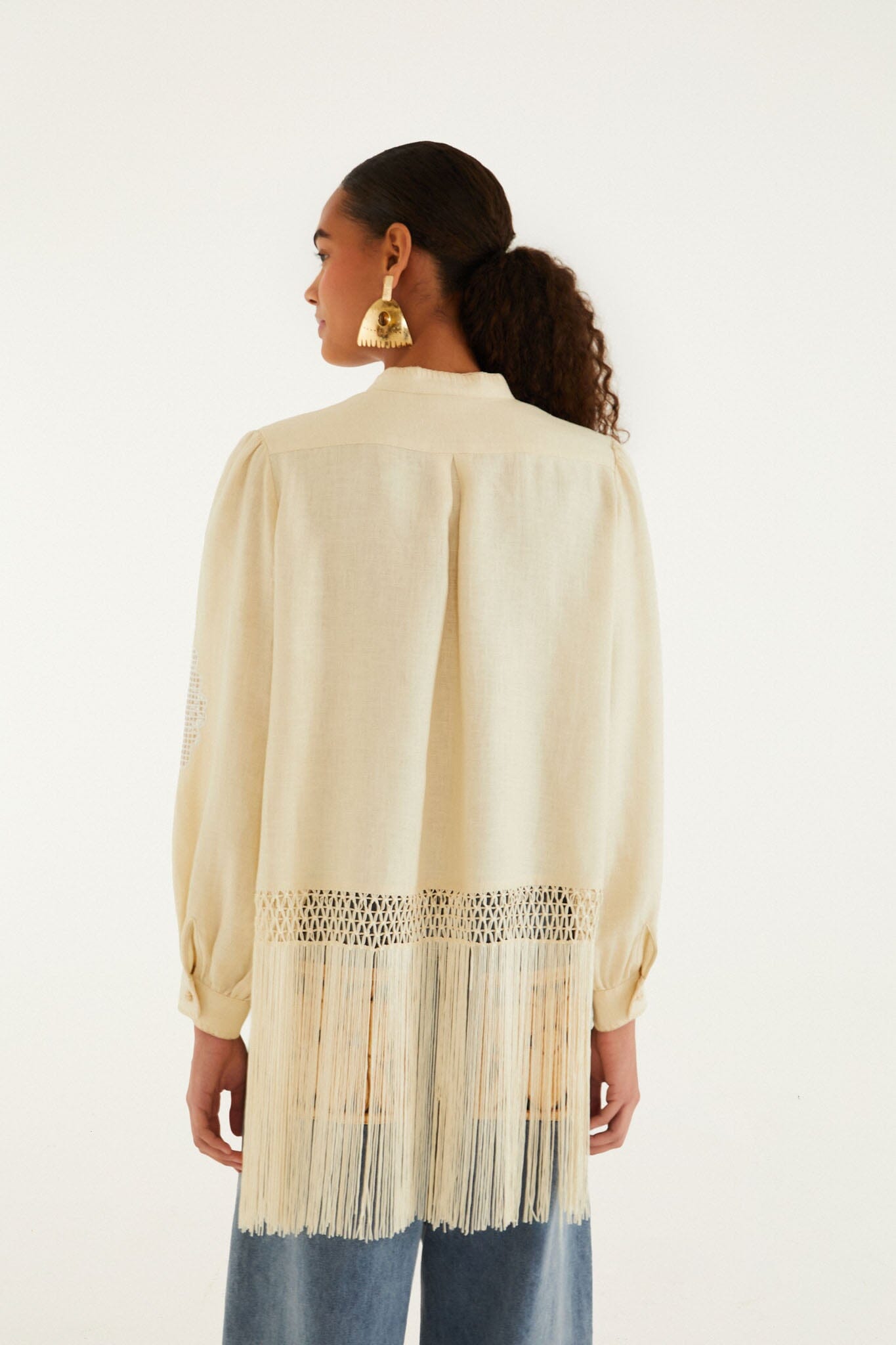 FARM Rio model wearing the Sand Richelieu Long Sleeve Fringes Shirt