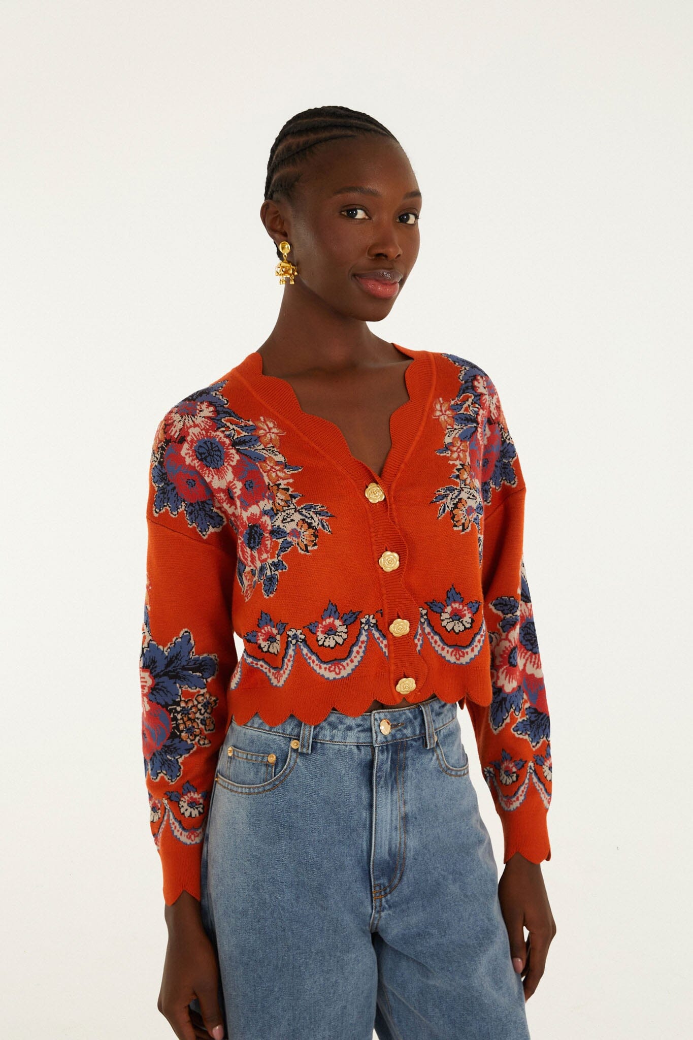 FARM Rio model wearing the Terracota Victorian Floral Buttoned Knit Cardigan