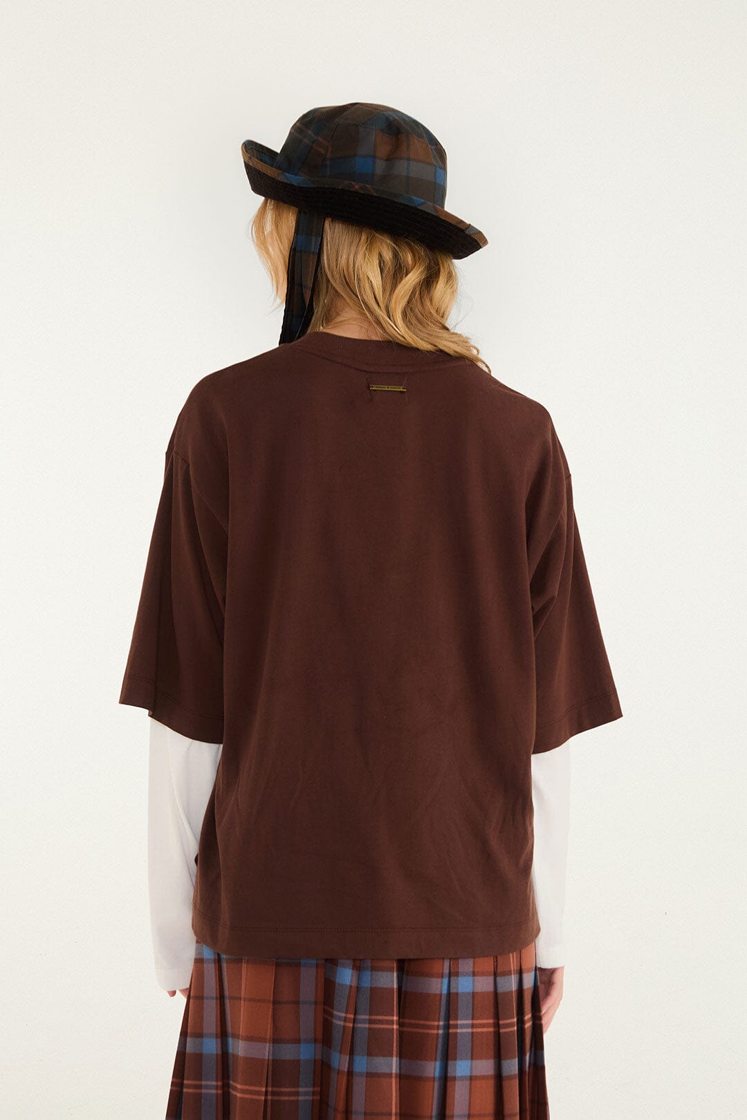 FARM Rio model wearing the Tropical Short Sleeve T-Shirt