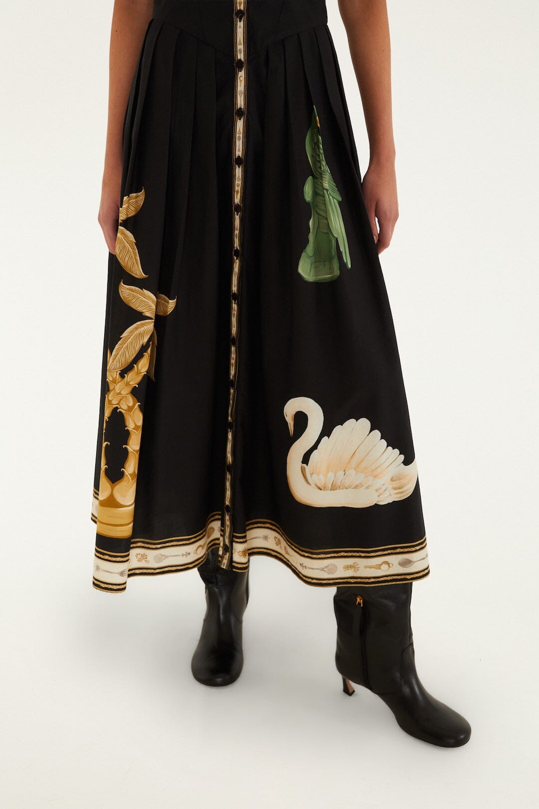 FARM Rio model wearing the Vintage Souvenirs Black Buttoned Midi Dress