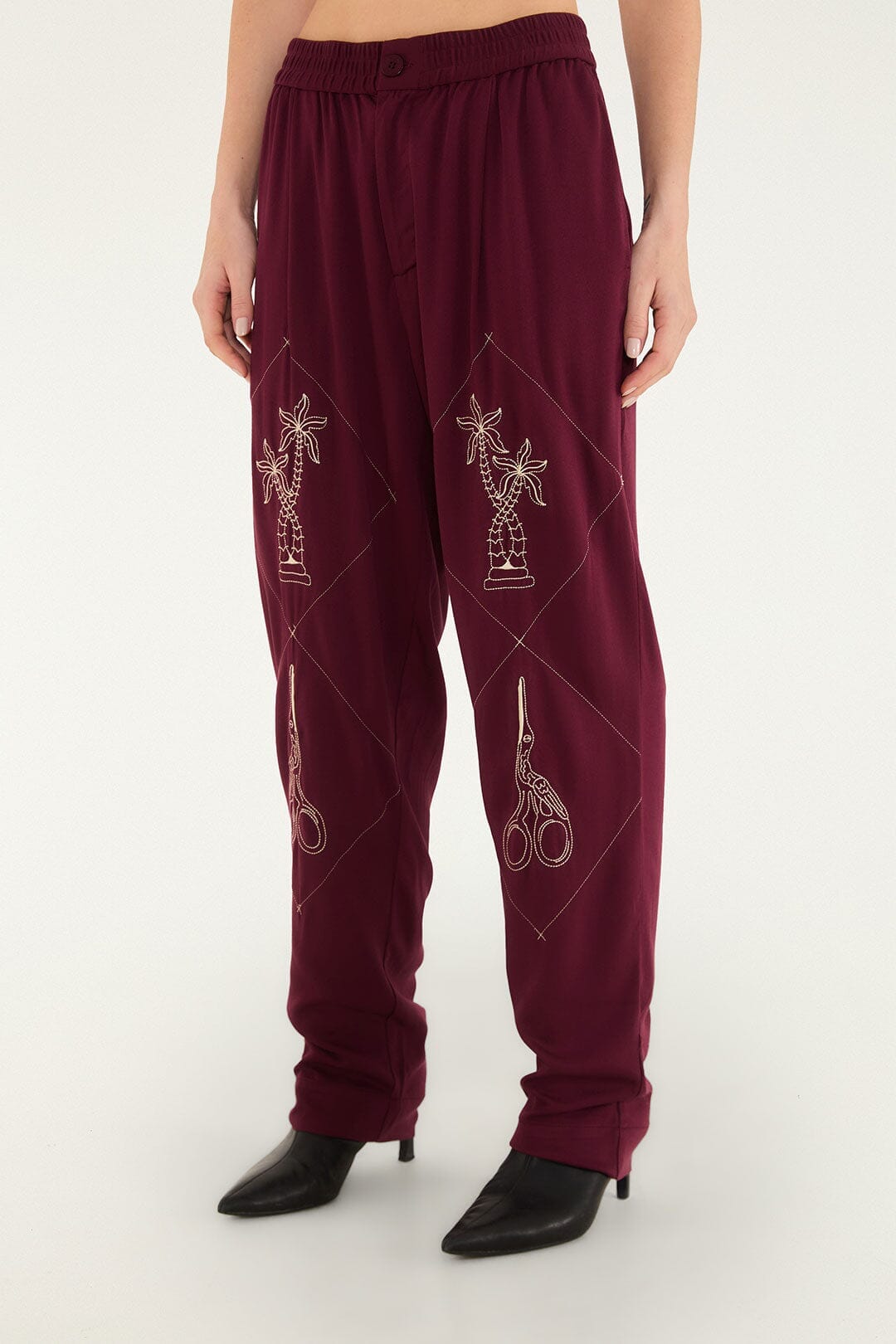 Vintage Souvenirs Embroidered Pants